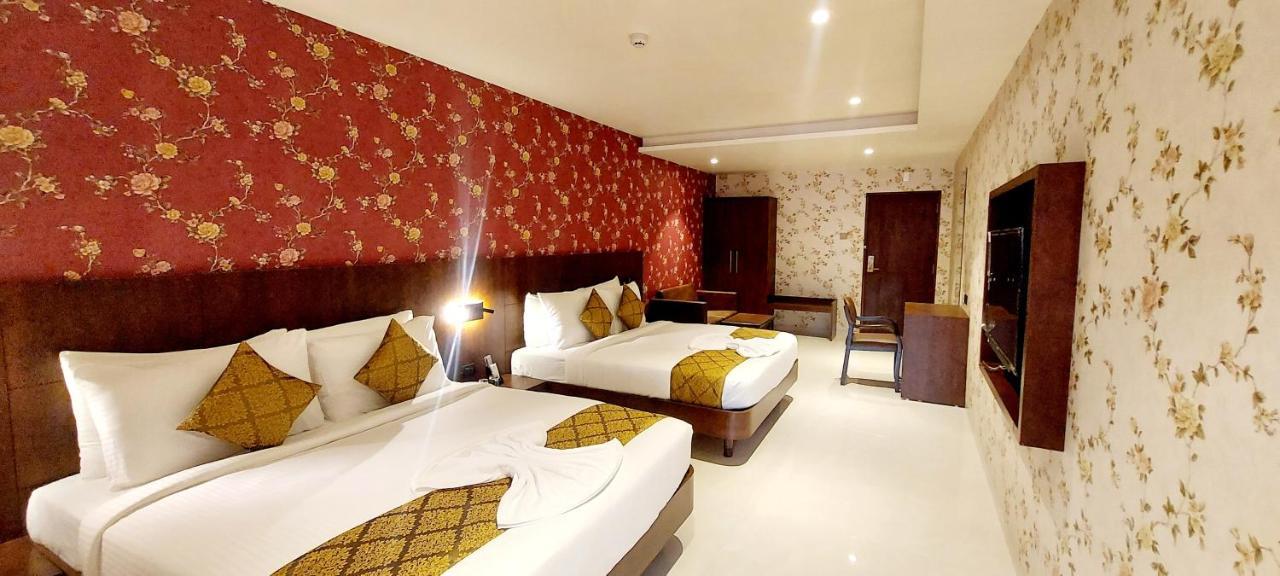 Hotel Madhuban Silvassa Ngoại thất bức ảnh